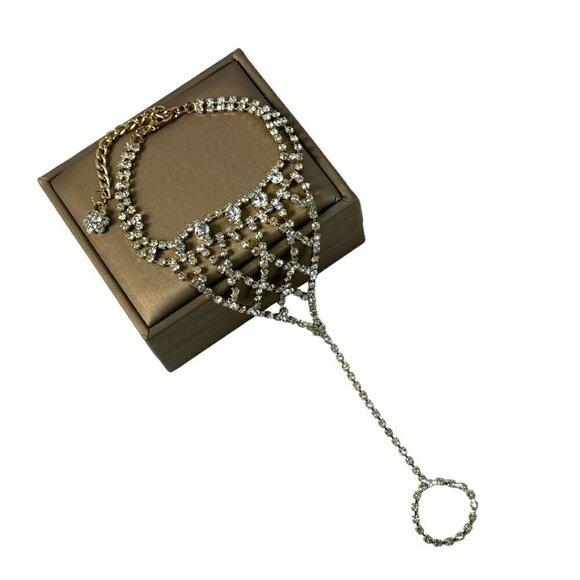 New Gold Chain Mesh Bracelet With Connecting Ring With Rhinestones For Women - Picture 4 of 10